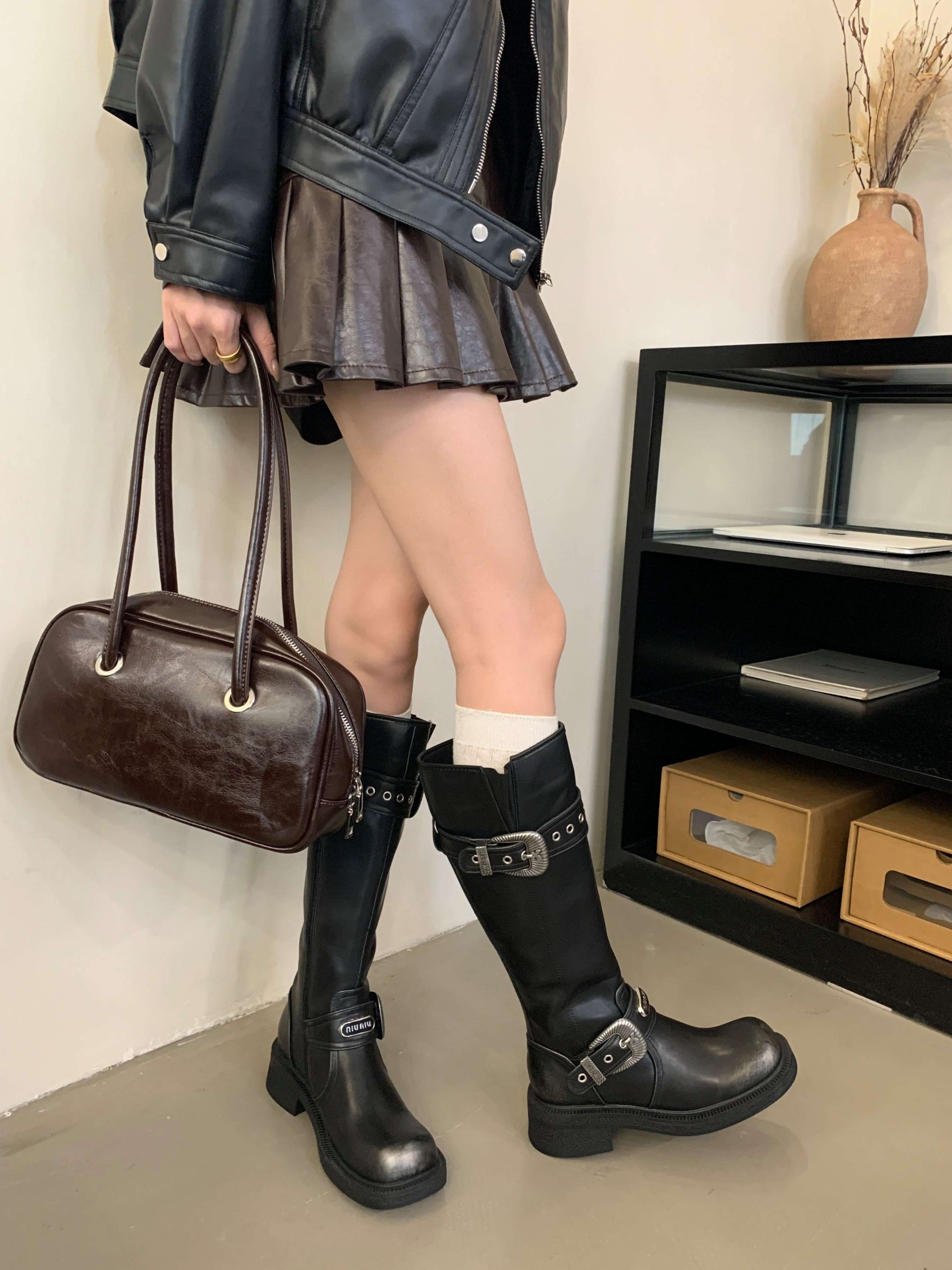 Zhuipin Retro Western Cowboy Boots 2024 New Autumn Winter High Top Chunky Heel Motorcycle Riding Boots - Image 2