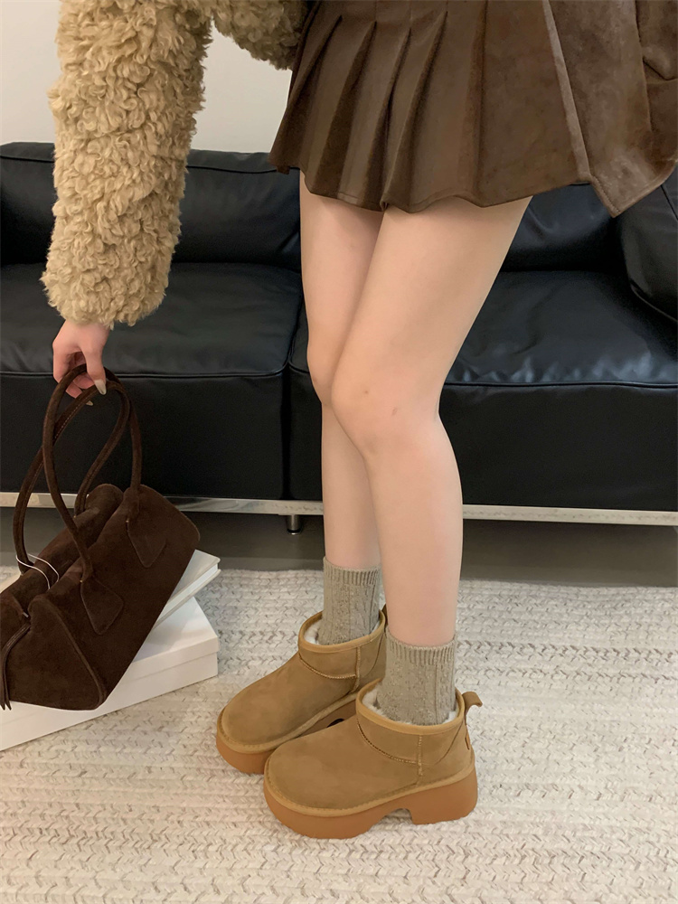 Women's Winter Thick-Soled Snow Boots with Faux Fur Lining - Camel - Image 3