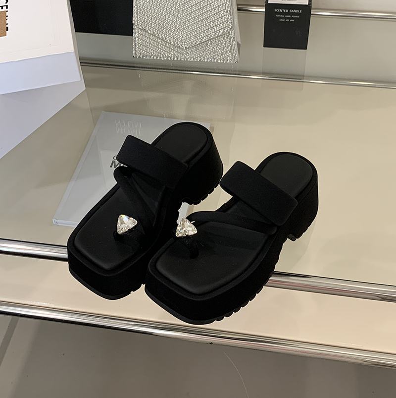 Zhuipin 2025 Summer New Thick Sole Women's Slippers Comfortable Rhinestone Platform Sandals